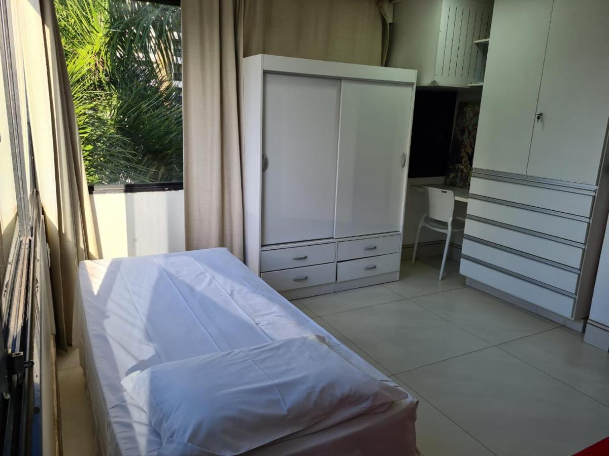 Com Piscina, Centro De Apartment